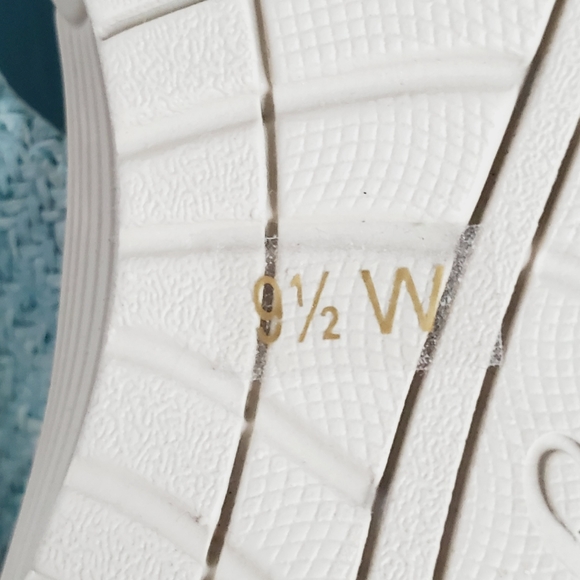 Easy Spirit Taite2 Sandal - Blue - Picture 10 of 11